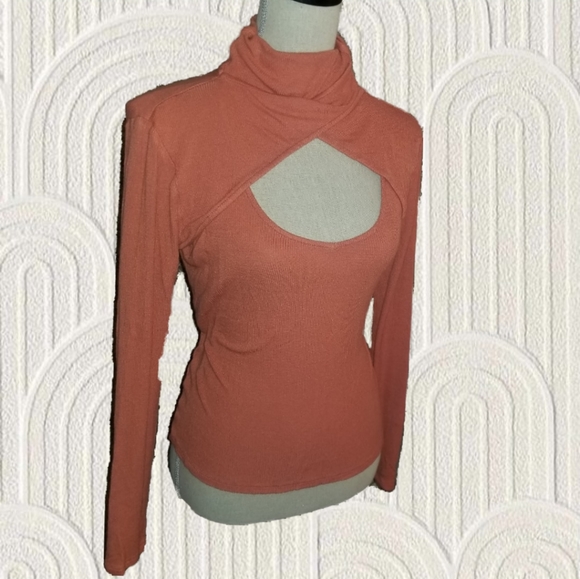 VENUS Tops - 2/$10 long sleeve with cut out front
